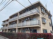 佐久平駅より徒歩18分 築23年7ヶ月 3階建の賃貸物件