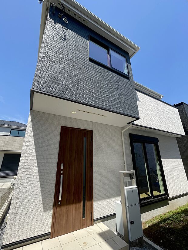 【ぜひ現地をご確認下さい】陽当りや通風性など各所に施された工夫で住みやすさを実現。部屋の大きさや周辺環境・街並など、資料には掲載していない情報が現地にはたくさんございます。是非ご確認下さい。…