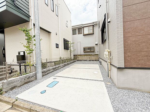 1号棟【駐車場】カースペース1台可。