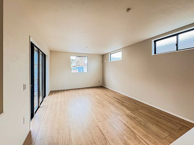 【Living-dining-リビングダイニング】流行に左右されず、将来にわたって価値が継続する「上質」な佇まい。