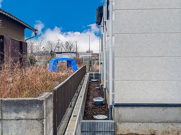 【庭】お庭にはプランター等をおいてガーデニングが楽しめます。