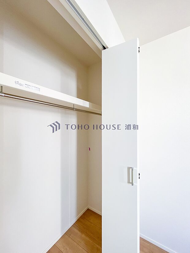 【収納】各部屋を最大限に広く使って頂ける様、全居住スペースに収納付。プライベートルームはゆったりと快適に。