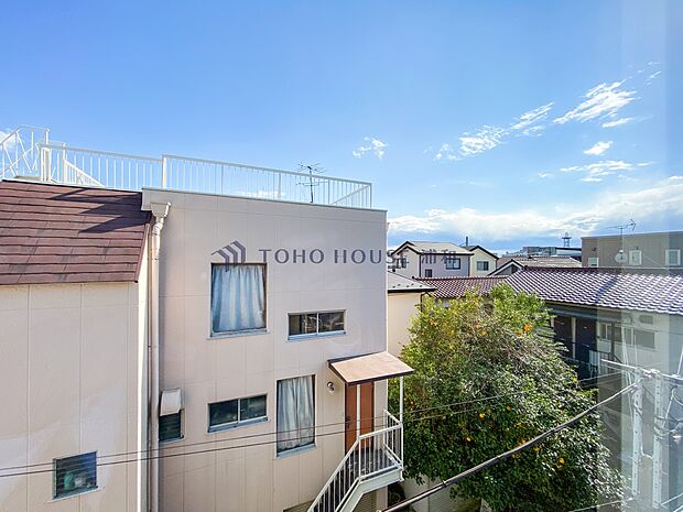 【眺望】眺望や窓からの景色が良いと、家で過ごす時間も快適です。