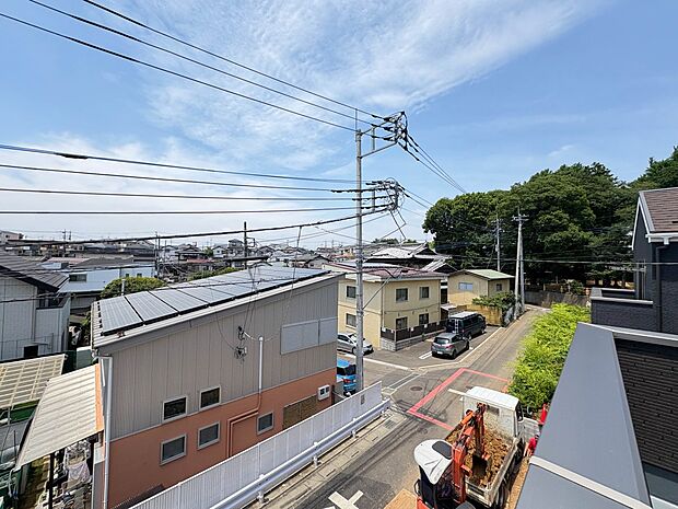 2号棟【2階からの眺望】こちらの物件に少しでもご興味がありましたら、お気軽にお電話下さい。