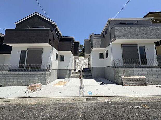 3号棟【外観】食洗機や浴室乾燥など設備も充実した邸宅です。