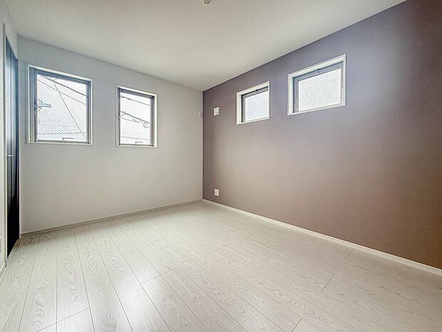 【寝室6帖】充実した生活は伸びやかな居室空間から始まります。快適に・伸びやかに。心の潤いを求める方々へ。