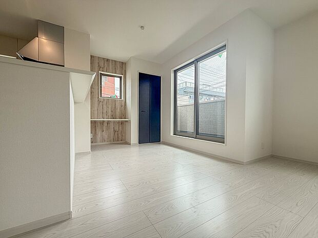 【LDK18帖】家族そろって、お話ししながら、お料理を創る、食べる。ダイニングンならではの家族の風景です。家族との楽しい食事が好き。