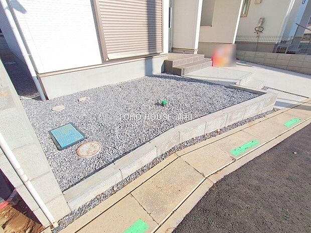 【庭】お庭にはプランター等をおいてガーデニングが楽しめます。