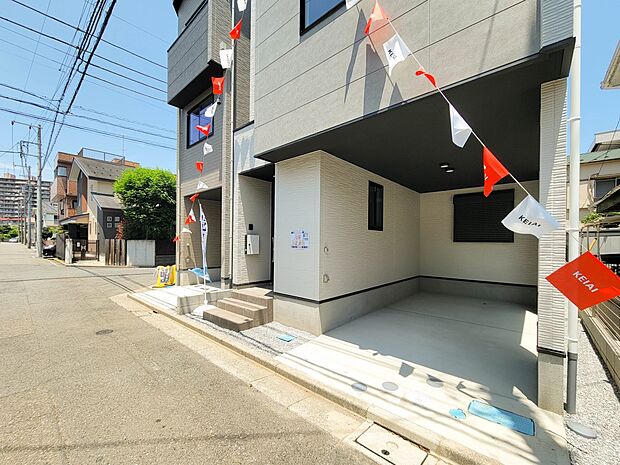 3号棟【駐車場】毎日の生活にマイカーが必須という方は、購入を検討する際、駐車場があることは大事な条件です。