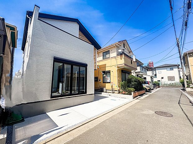 1号棟【玄関】玄関はおうちの顔と言われます。玄関アプローチは、外観デザインの印象を左右します。ご家族の個性を出しながら、素敵な玄関でお客様をお迎えしてください。