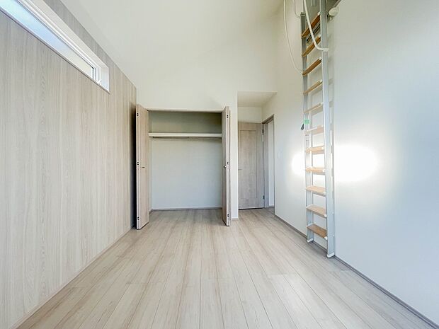 こちらの物件が少しでも気になるようでしたら、お気軽にお問合せください。人生でいちばん大きなお買い物ですので、ゆっくりご見学ください。ネット上の画像と実際の見学では、リアル感がまるで違います。…