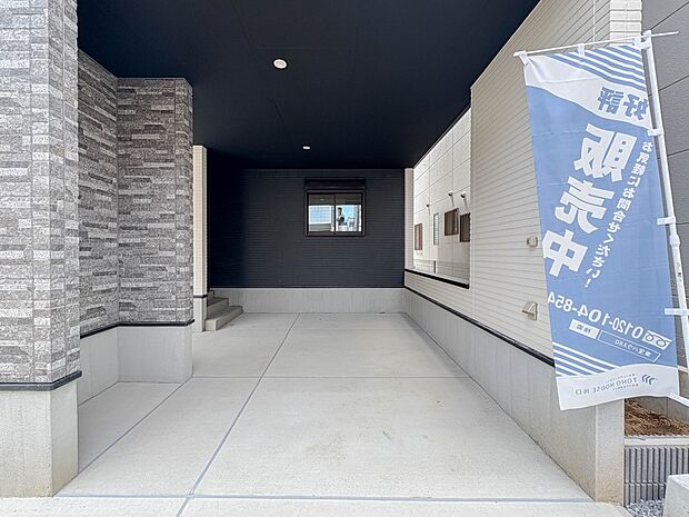 1号棟【駐車場】カースペース2台可/駐輪スペース。広々カースペースです。自転車、バイクなども置き場に困りません。