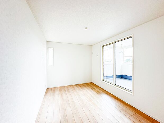 【洋室7帖】充実した生活は伸びやかな居室空間から始まります。快適に・伸びやかに。心の潤いを求める方々へ。
