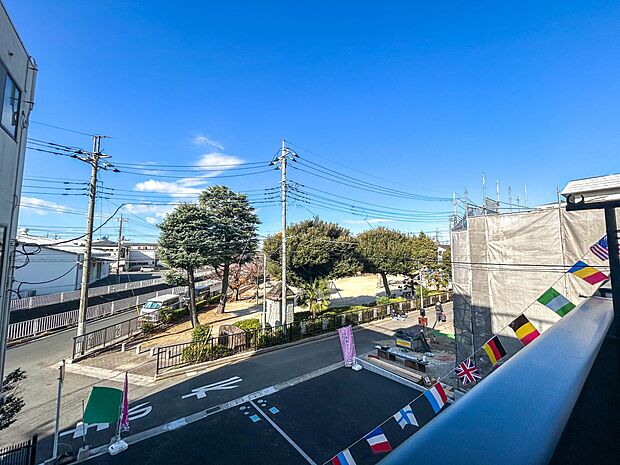 【眺望】眺望や窓からの景色が良いと、家で過ごす時間も快適です。