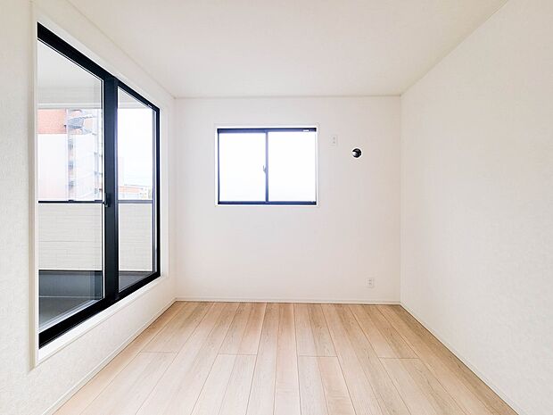 3号棟【洋室-6.7帖】一日の疲れをいやしてくれる主寝室。時を忘れて過ごす場所として過ごせるお部屋。