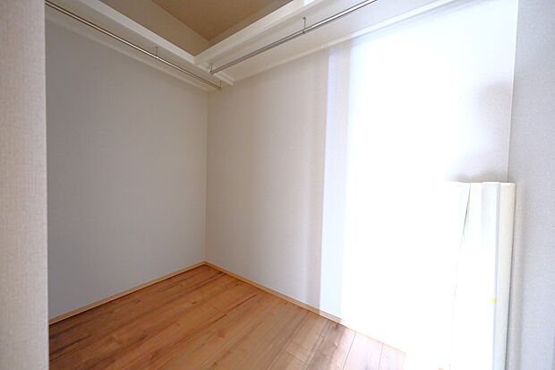 【ウォークインクローゼット】1階洋室7.87帖のＷＩＣ