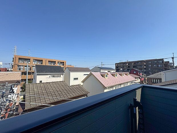 B号棟【眺望】眺望や窓からの景色が良いと、家で過ごす時間も快適です。