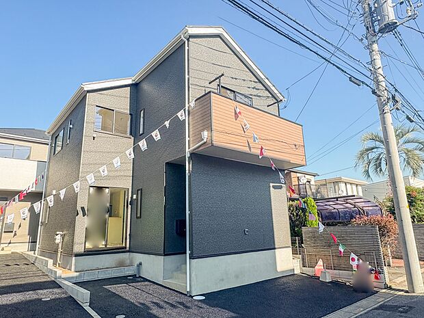 1号棟【庭】プランター等をおいてガーデニングが楽しめます。