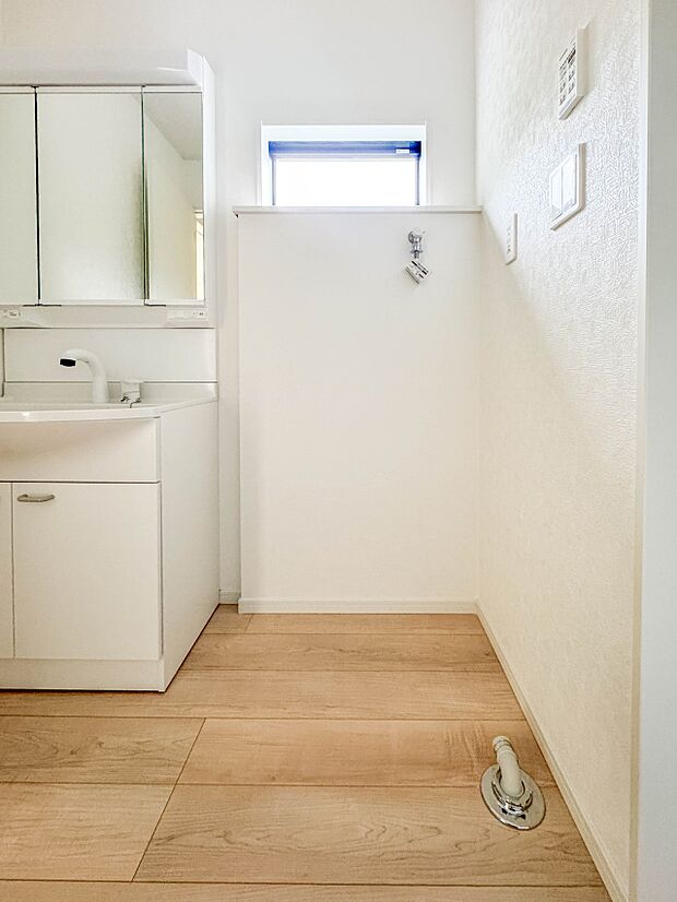 1号棟【ランドリースペース】広さもたっぷり。