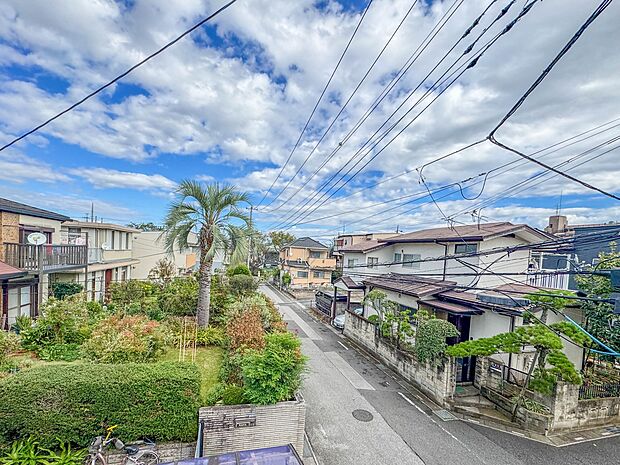 1号棟【眺望】少し優雅に、眺望の良い部屋で新生活をしてみませんか?眺望や窓からの景色が良いと、家で過ごす時間も快適です。