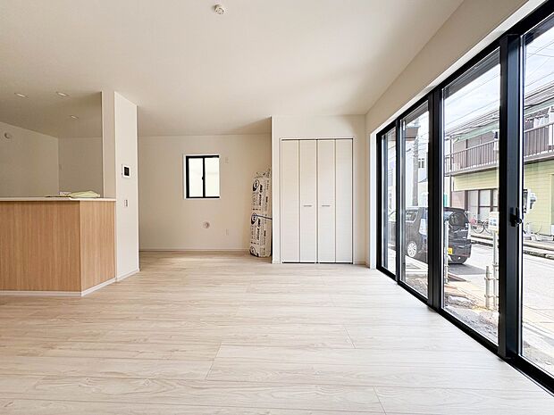 【LDK18.6帖】光が溢れ、風も溢れ、居心地のよい住空間、自然体で過ごせる住空間にリビングを。