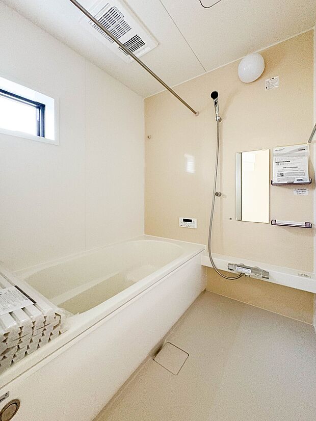 【Bathroom】心からゆったりと寛いでいただけるよう、ゆとりのスペースを確保してます。