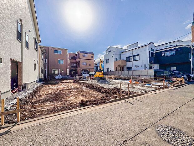 家は一生のお買物。自分ならではの家族ならではの、家にしたい。書斎を設ける。子どものプレイングルームを設ける。趣味のオーディオルームを設置する。夢を追うオンリーワンの家です。