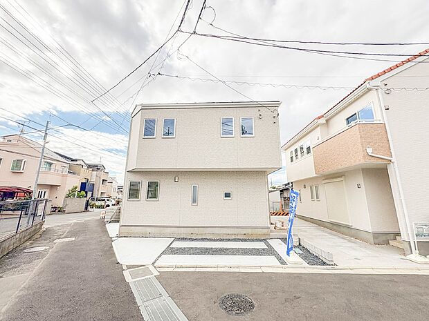 1号棟　車の通行が少ないので、静かな住環境を維持することができます。