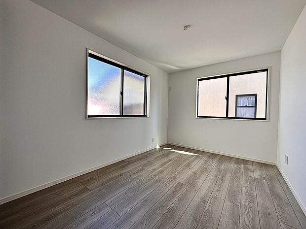 【スカイバルコニーのある家】川口・伊刈-全1棟-