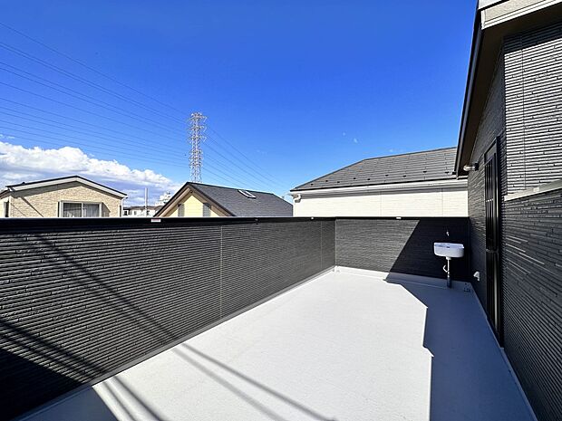 【スカイバルコニーのある家】川口・伊刈-全1棟-