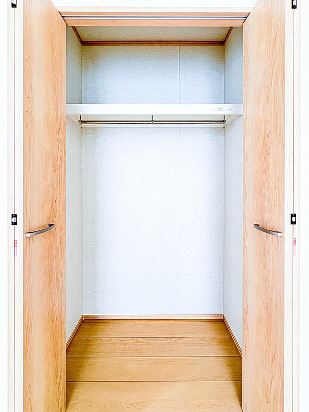 2号棟【収納】各部屋を最大限に広く使って頂ける様、全居住スペースに収納付。プライベートルームはゆったりと快適に。