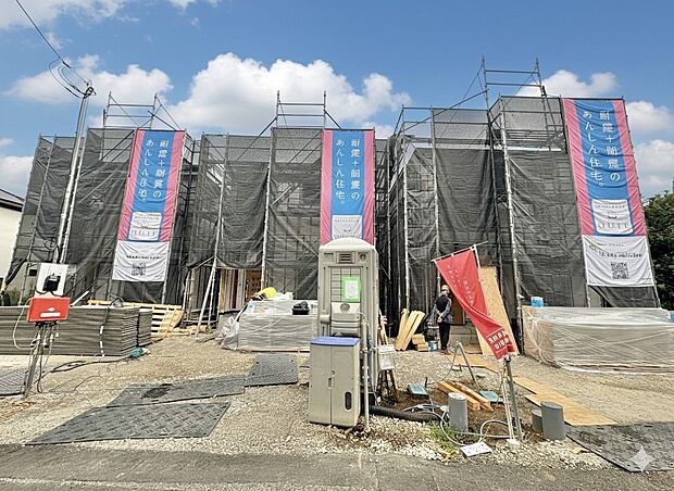 ここから始まる「日常」はご家族にとってかけがえのない時間となります。少しでも豊かに、快適に。そんな想いから本邸宅は生まれました。