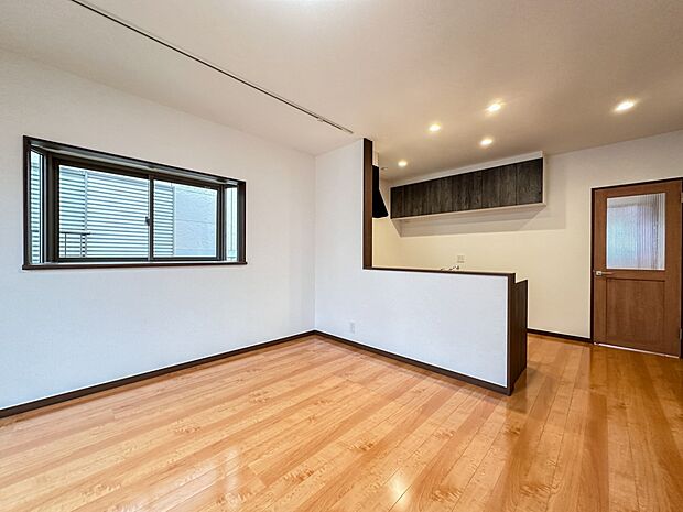 【LDK13.6帖】インテリアショップで見掛けた「あの家具」も置ける、ゆったりとした空間。時に広さが上質な寛ぎの時間になる事も。