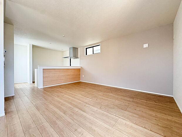 3号棟【LDK17.4帖】ホームパーティーでもゲストと一緒に料理を楽しみながら楽しい時間を過ごせそう。