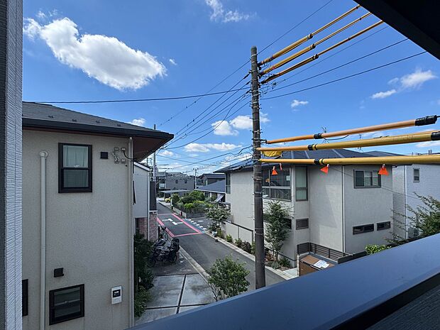 1号棟【眺望】眺望や窓からの景色が良いと、家で過ごす時間も快適です。