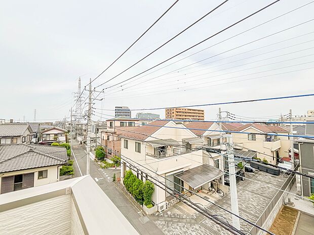 【眺望】眺望や窓からの景色が良いと、家で過ごす時間も快適です。