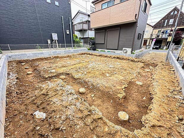 【外観】陽当りや通風性など各所に施された工夫で住みやすさを実現。部屋の大きさや周辺環境・街並など、資料には掲載していない情報が現地にはたくさんございます。是非ご確認下さい。