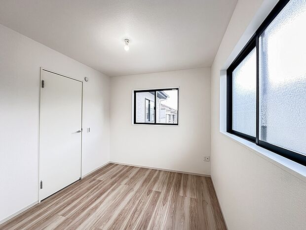 充実した生活は伸びやかな居室空間から始まります。快適に・伸びやかに。心の潤いを求める方々へ。