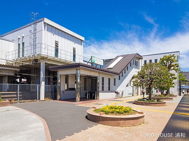 駅 1200m JR宇都宮線「蓮田」駅()
