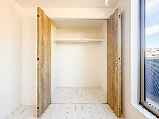 1号棟【収納】各部屋を最大限に広く使って頂ける様、全居住スペースに収納付。プライベートルームはゆったりと快適に。