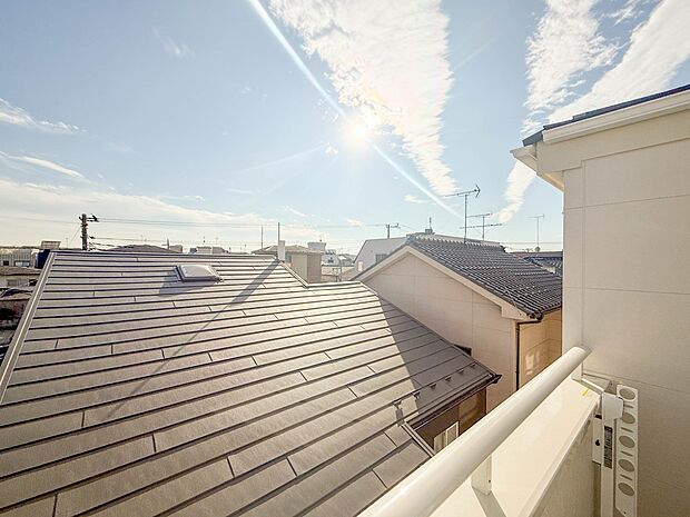 2号棟【眺望】眺望や窓からの景色が良いと、家で過ごす時間も快適です。