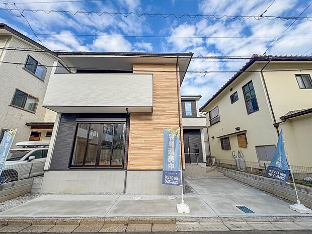 【外観】洗練されたデザインと優雅なファサードが、特別な佇まいを演出します。