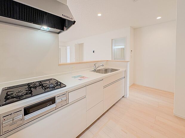 充実した生活は伸びやかな居室空間から始まります。快適に・伸びやかに。心の潤いを求める方々へ。