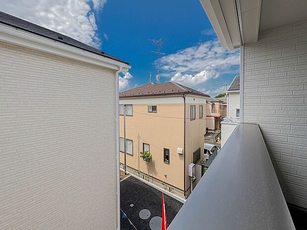 こちらの物件が少しでも気になるようでしたら、お気軽にお問合せください。人生でいちばん大きなお買い物ですので、ゆっくりご見学ください。ネット上の画像と実際の見学では、リアル感がまるで違います。…