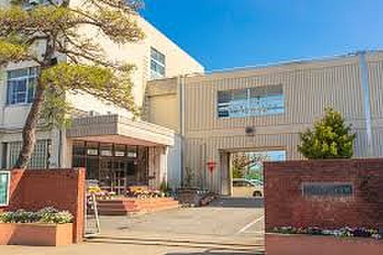 中学校 1086m 川口市立戸塚中学校