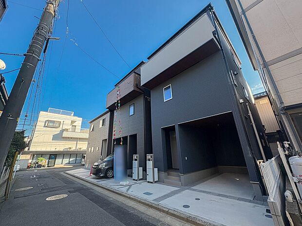 【外観】こちらの物件が少しでも気になるようでしたら、お気軽にお問合せください。人生でいちばん大きなお買い物ですので、ゆっくりご見学ください。ネット上の画像と実際の見学では、リアル感がまるで違…