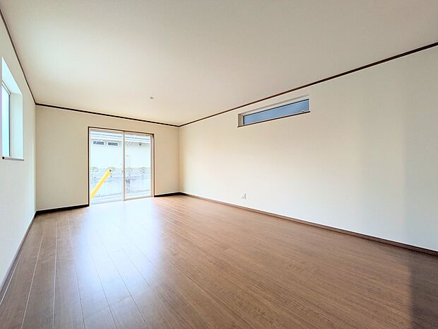 【ダイニング】愛を感じる、幸せを想う、心地よさを受けとる家の各スペースや各お部屋のさまざまな設備。人として日々の暮らしを先へすすめる設備・仕様を採用しています。