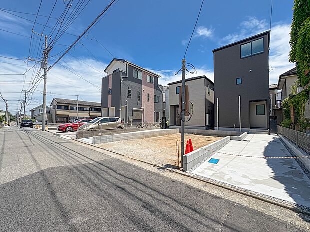 1号棟【前面道路4.58m】車通りの少ない前面道路