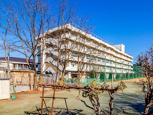 中学校 1650m さいたま市立美園中学校(さいたま市立美園中学校 徒歩20分)