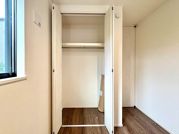 2号棟【収納】こちらの物件に少しでもご興味がありましたら、お気軽にお電話下さい。